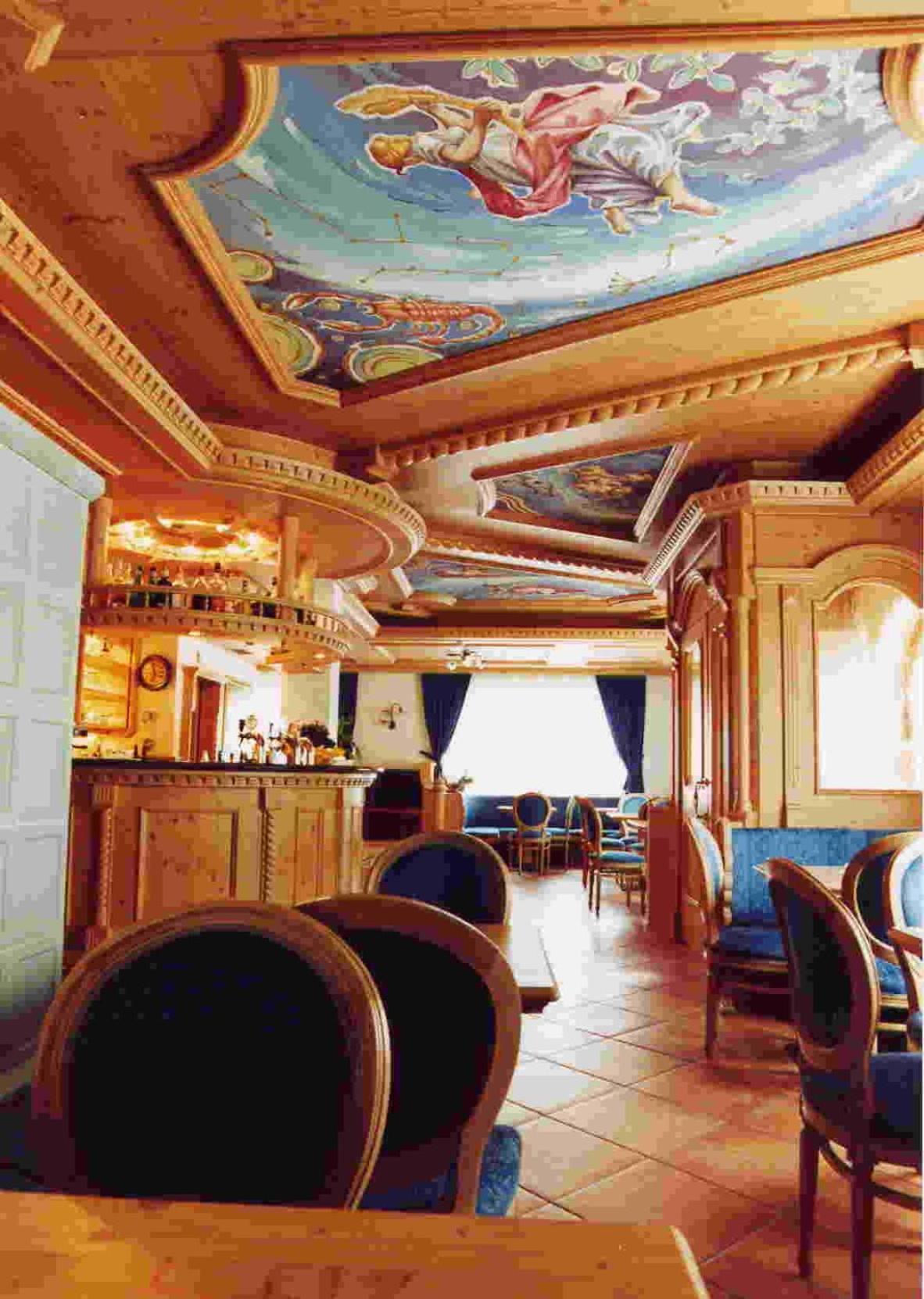 Hotel Valacia Pozza di Fassa Luaran gambar