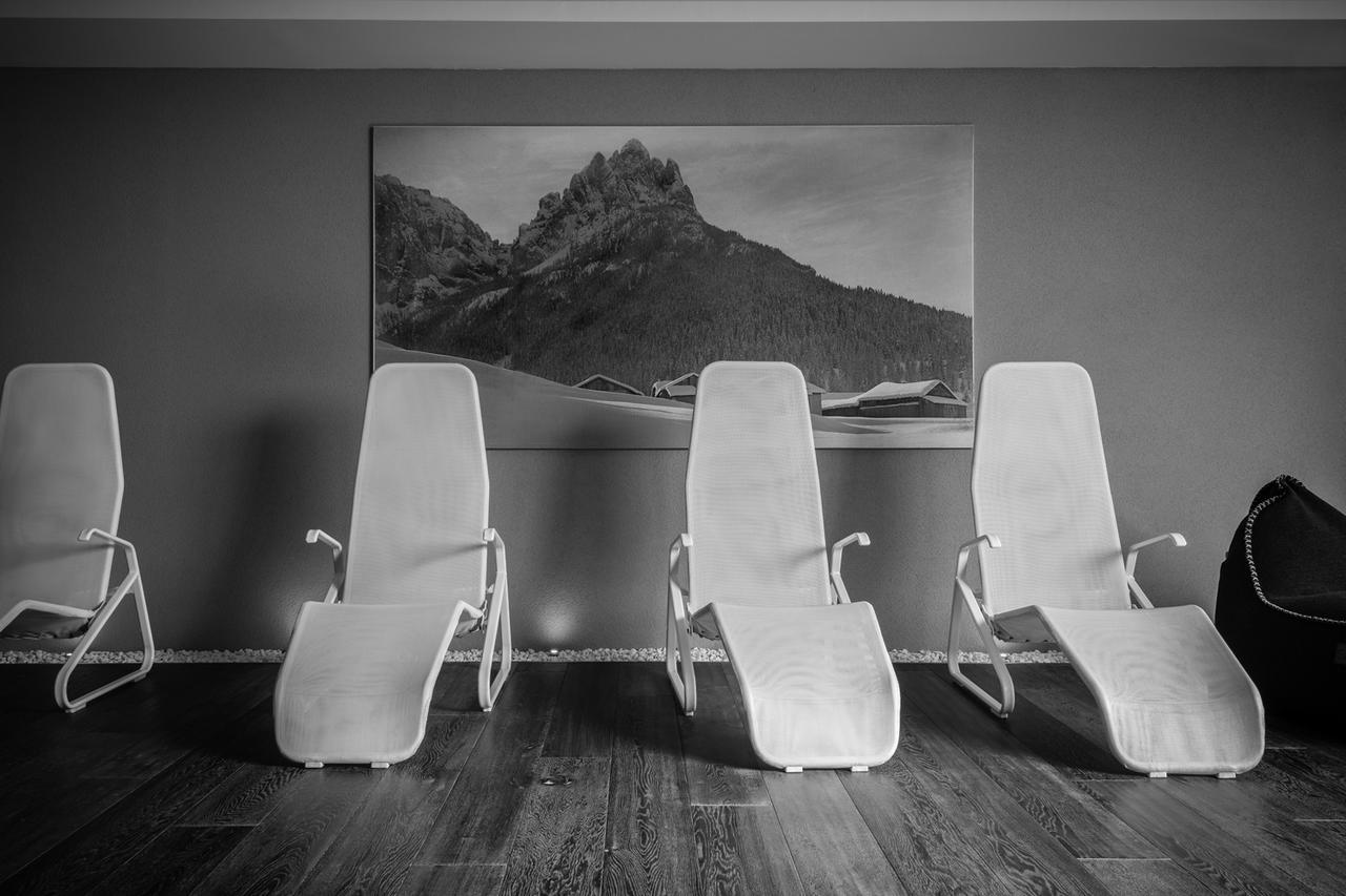 Hotel Valacia Pozza di Fassa Luaran gambar